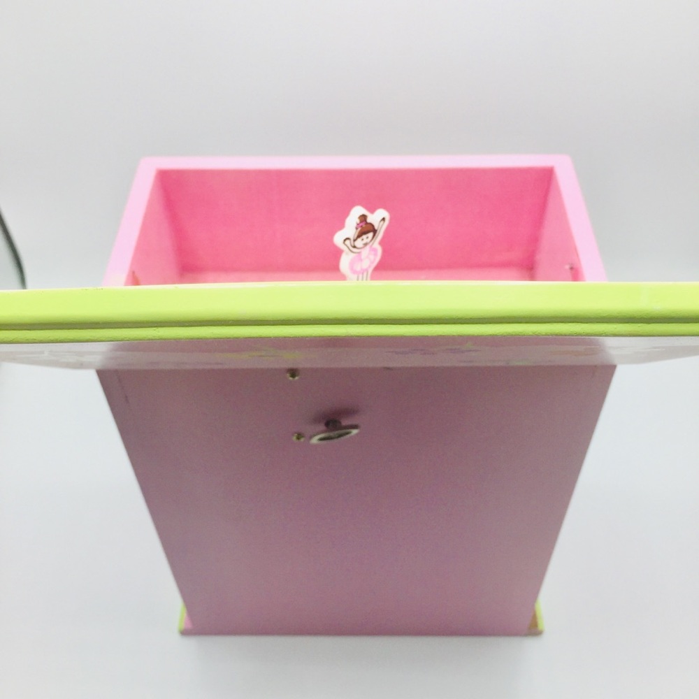 Girls jewelry music box - Picture 8 of 12